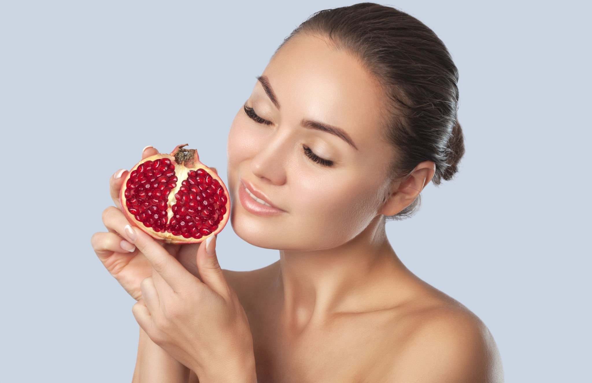 Pomegranates and the skin
